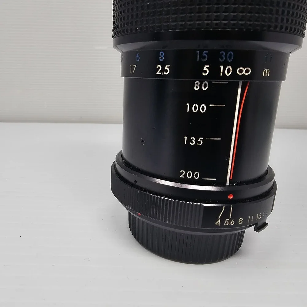 Kiron Tele Zoom‎ Camera Lens 80-200mm f/4 - 1:4 With Filter Shylight & Hood